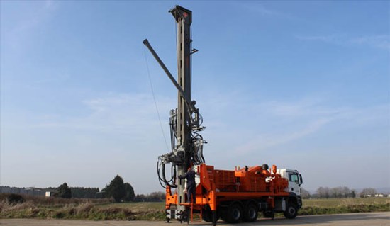 Dando watertec 40 drilling rig