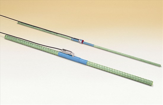 Model 3911A (front) and 3911 (rear) Rebar Strainmeters_Geokon
